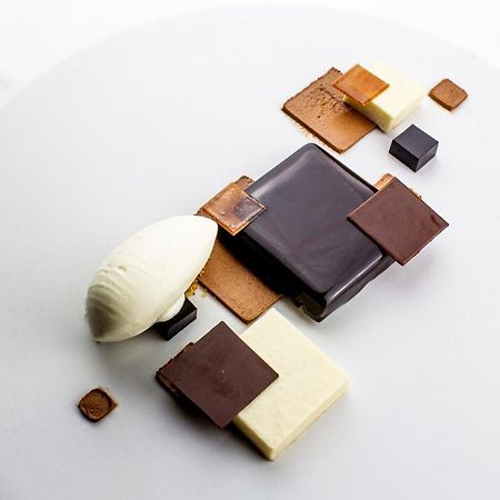 Chateau D'Origny, Chambres D'Hotes Et Restaurant Gastronomique Ouches Экстерьер фото
