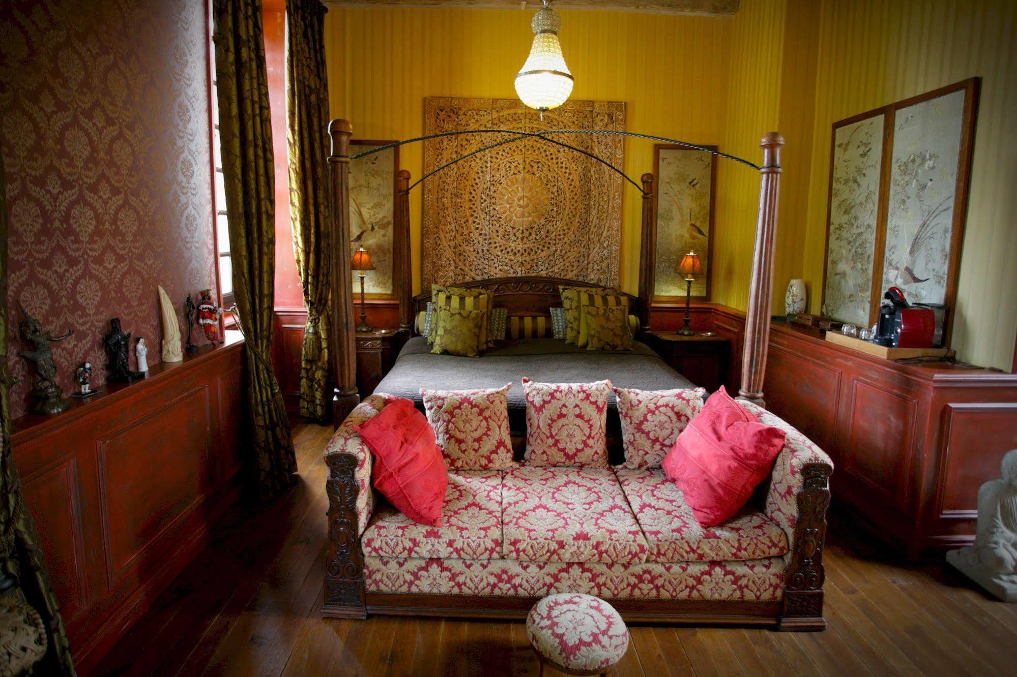Chateau D'Origny, Chambres D'Hotes Et Restaurant Gastronomique Ouches Экстерьер фото